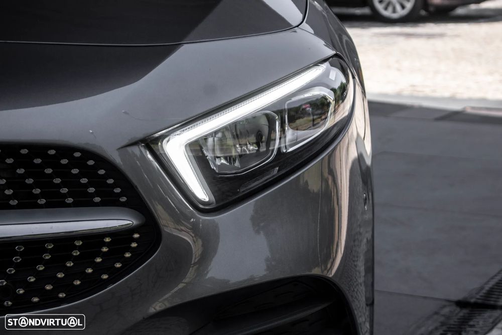 Mercedes-Benz A 250 e AMG Line - 8