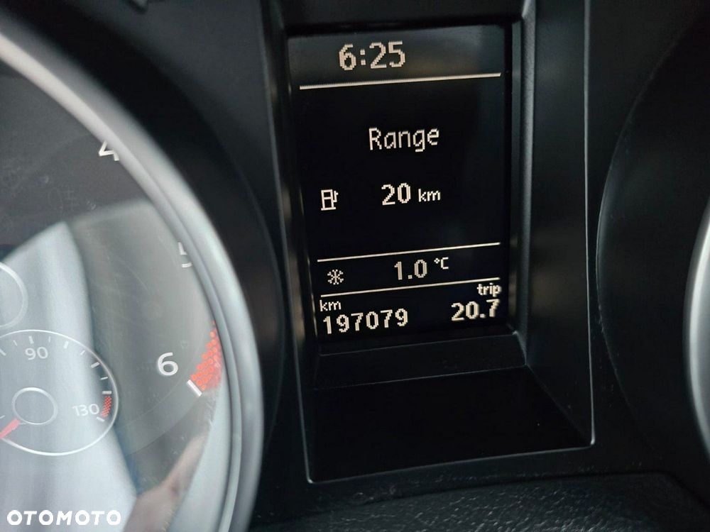 Volkswagen Golf - 19