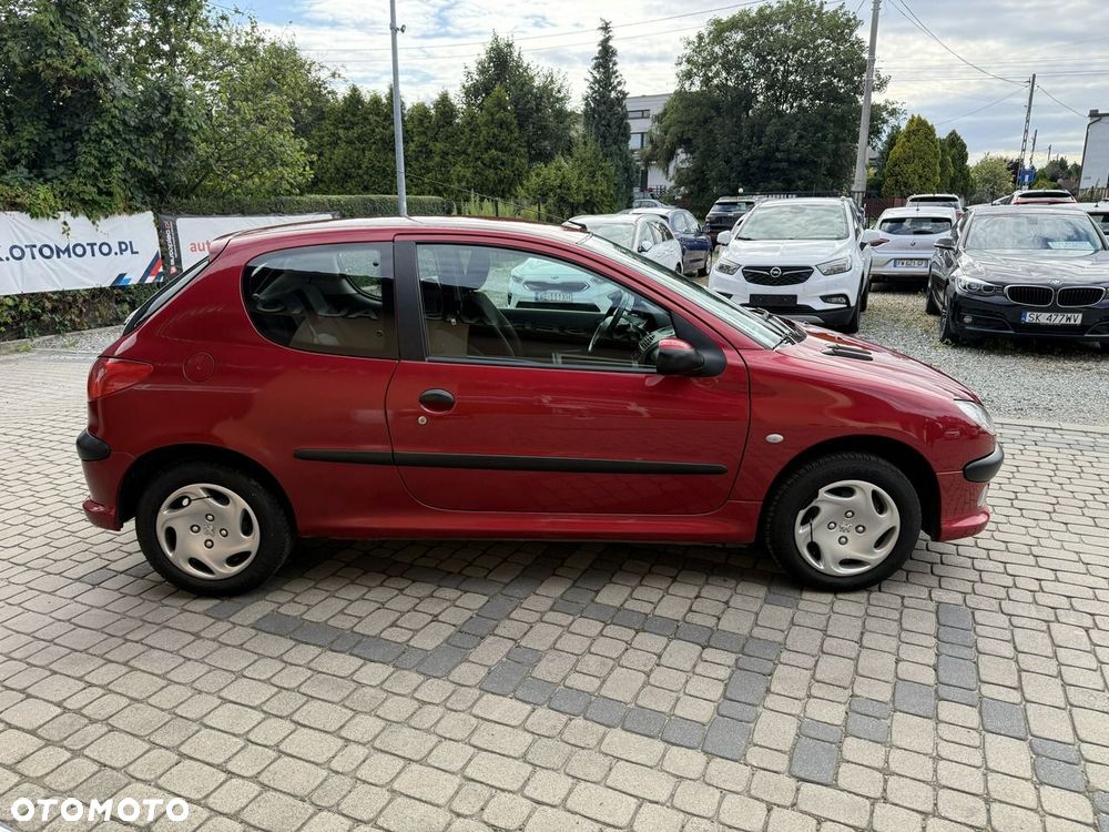 Peugeot 206 1.1 XR - 5