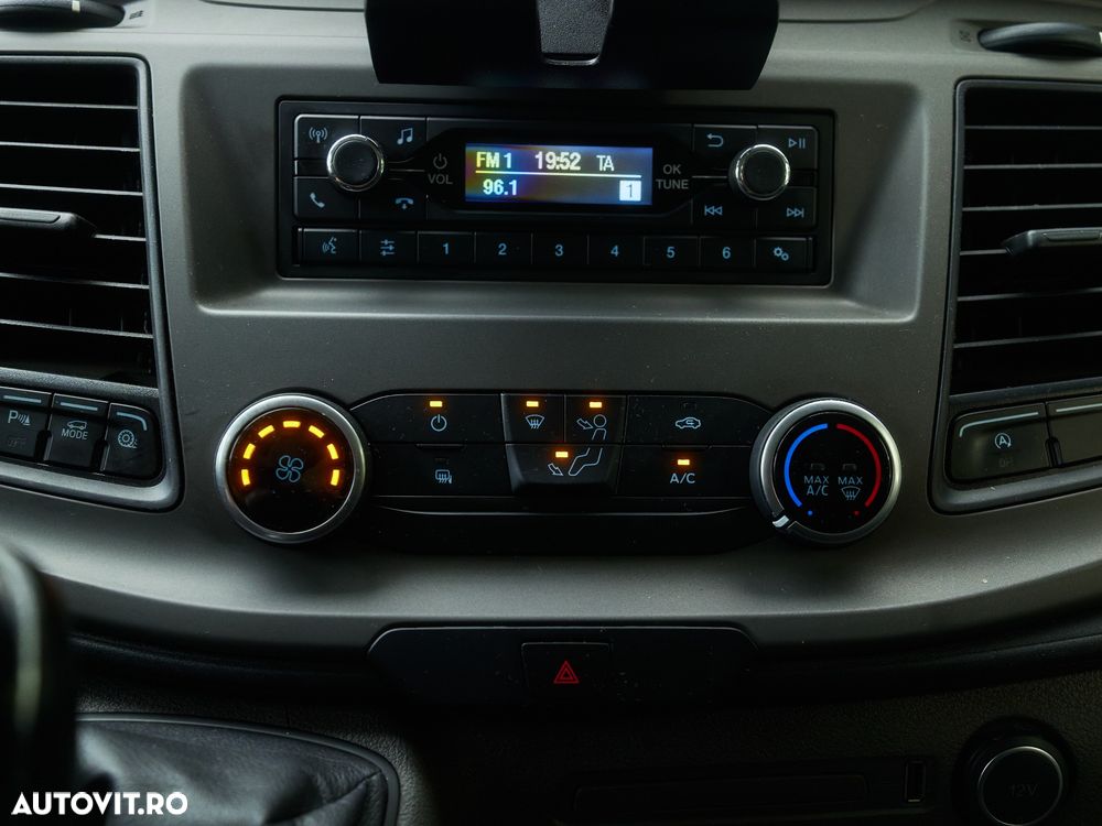 Ford Transit Custom - 20