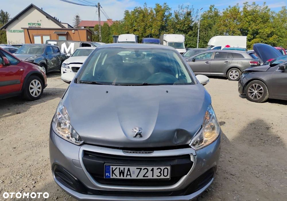 Peugeot 208 - 19