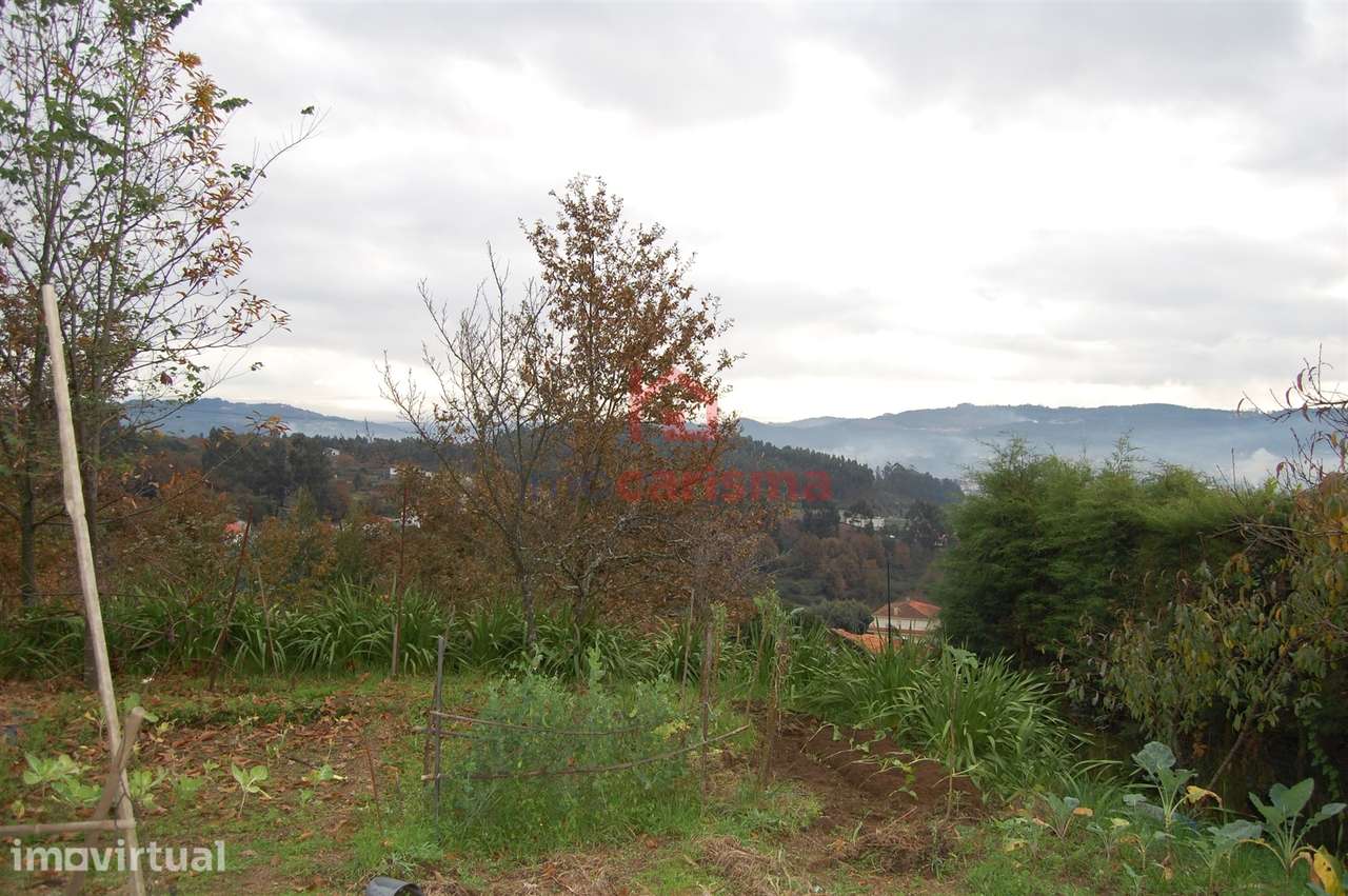 Terreno para construção com 2.335m2 em Lordelo, Guimarães - Grande imagem: 3/11