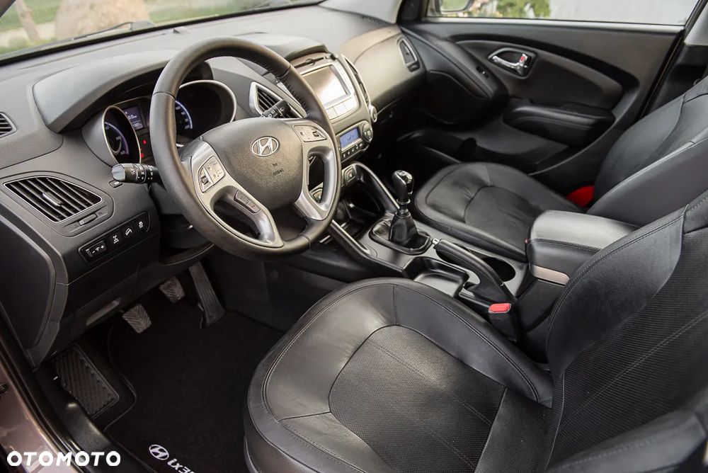 Hyundai ix35 2.0 CRDi 4WD Premium - 17