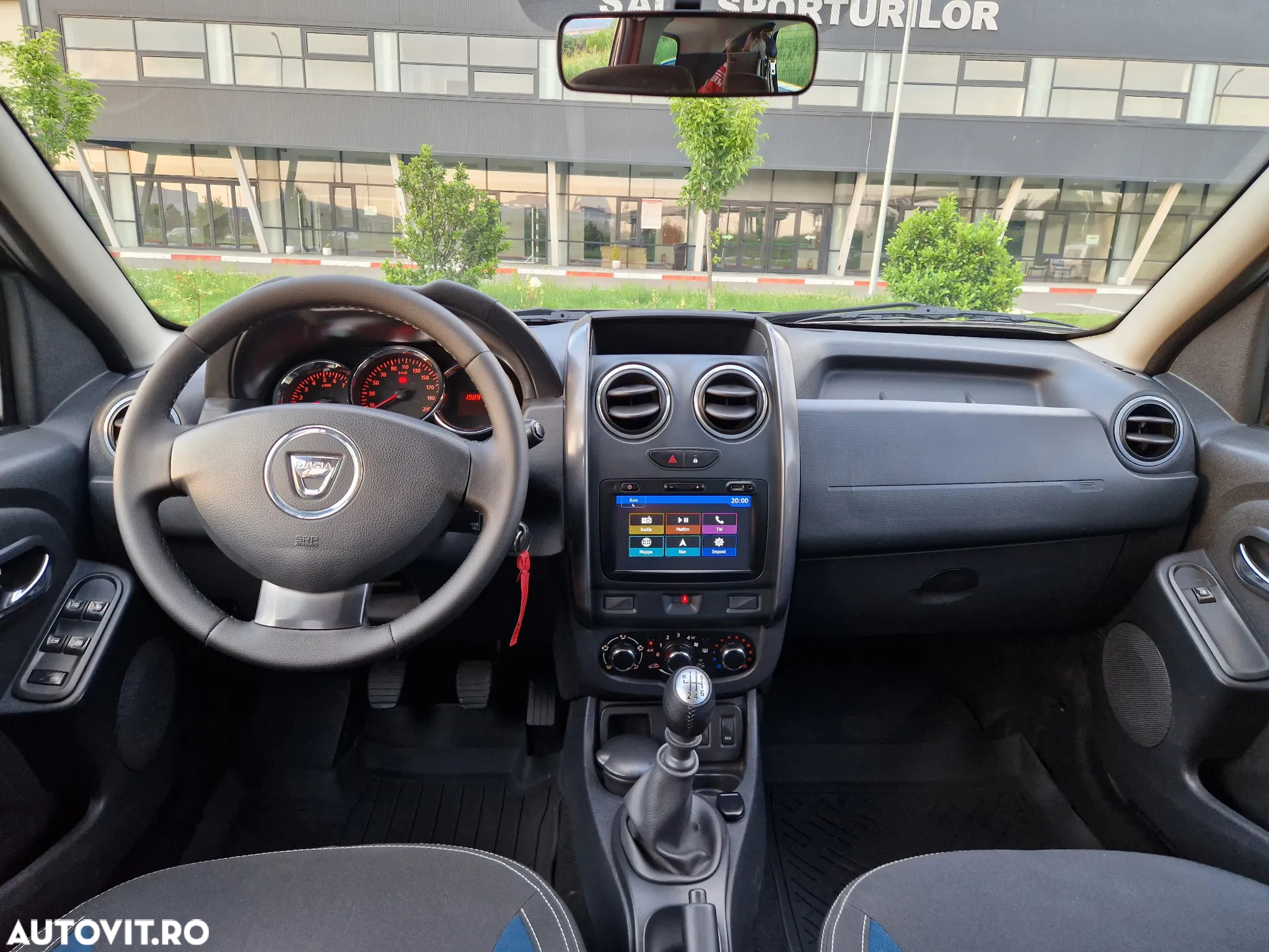Dacia Duster 1.5 dCi 4x2 Laureate - 4