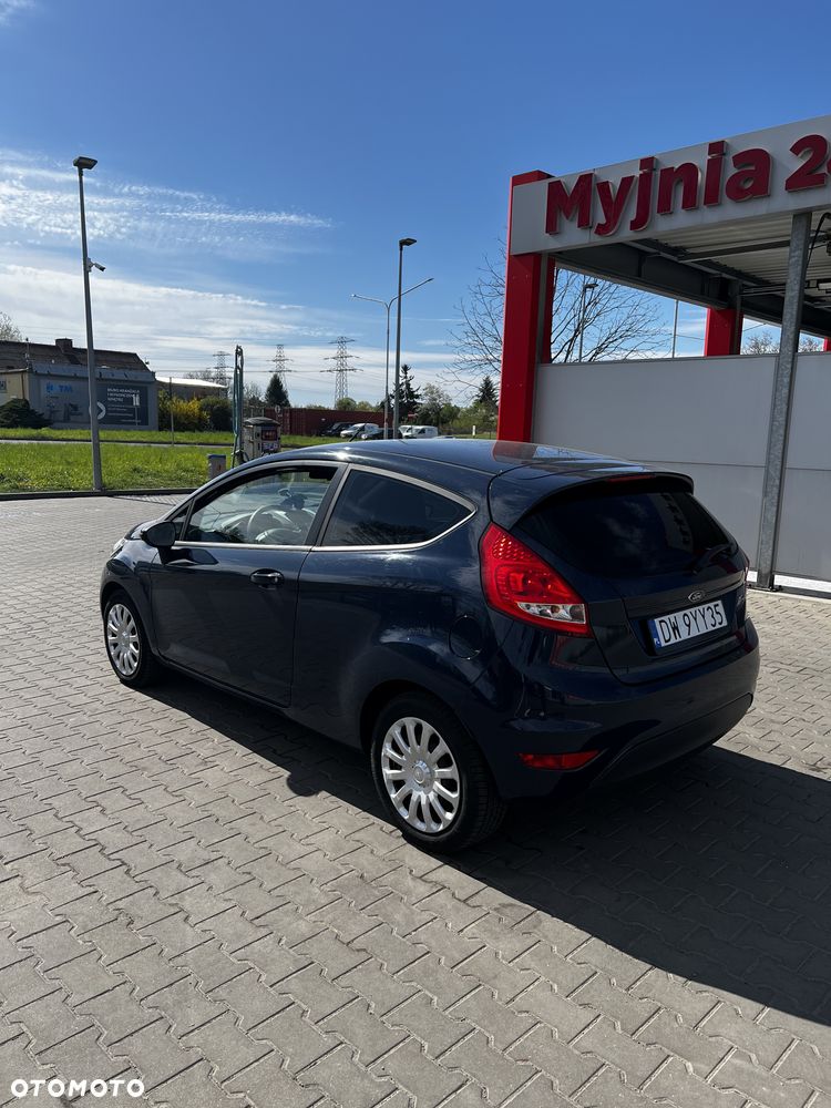 Ford Fiesta 1.25 Trend Edition - 4