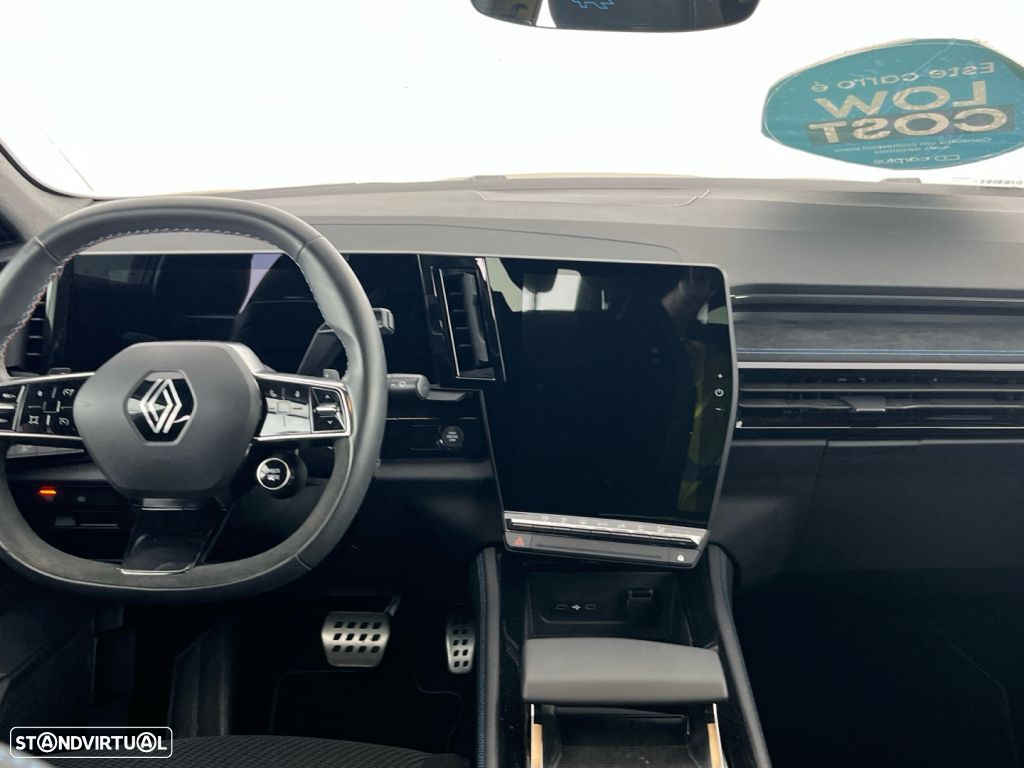 Renault Austral 1.2 E-Tech Iconic - 10