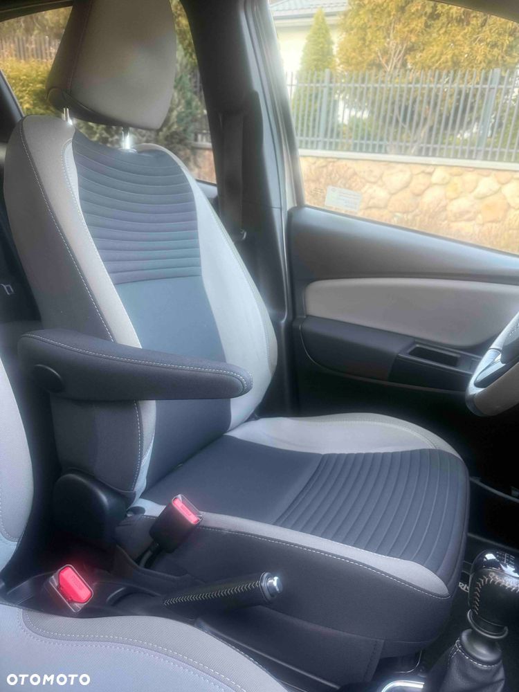 Toyota Yaris 1.5 Selection - 22