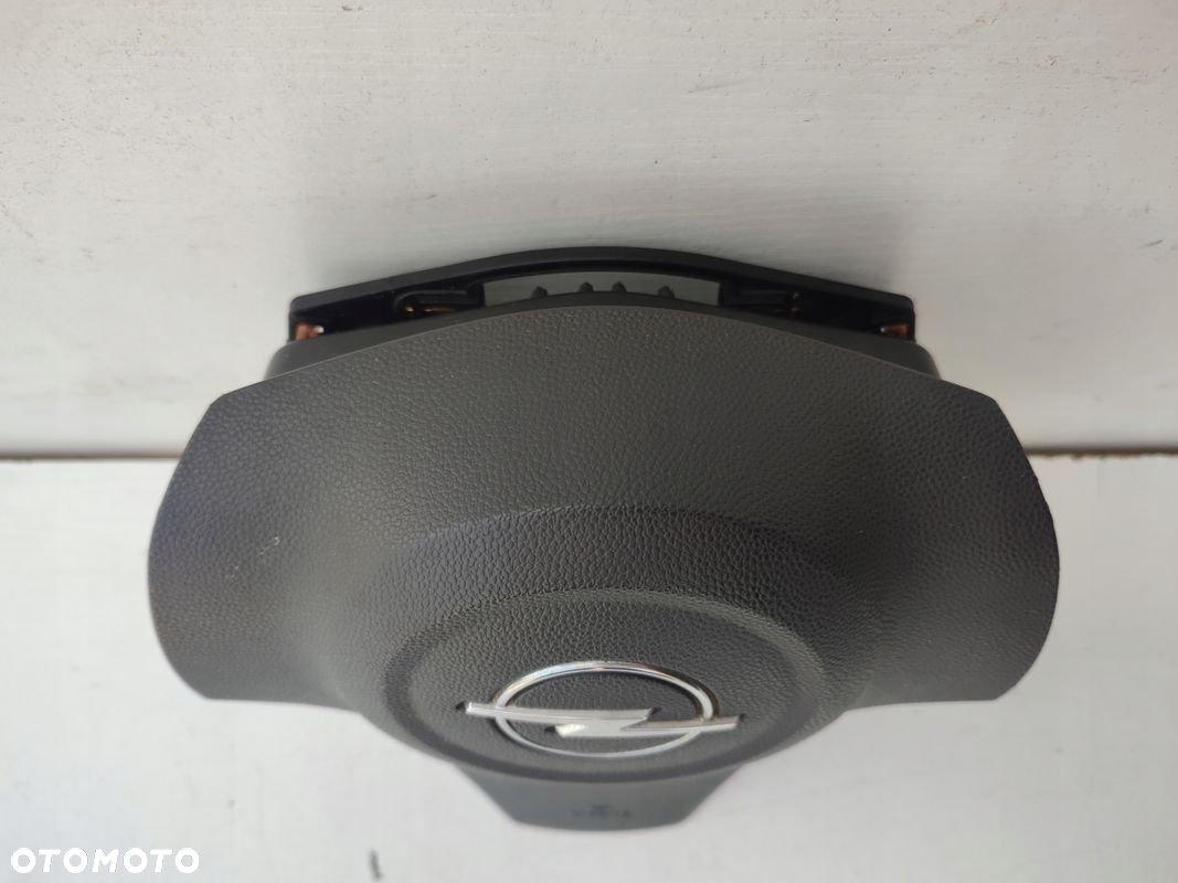 AIRBAG poduszka kierowcy OPEL CORSA D 06-11 13235770 - 2