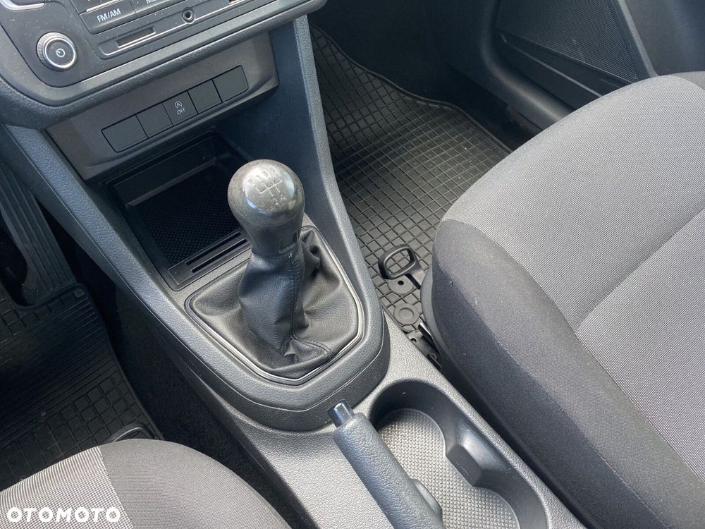 Volkswagen Caddy Furgon - 15