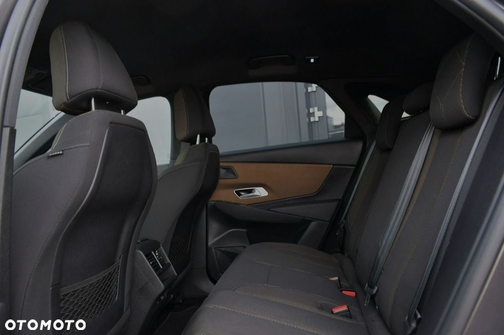 DS Automobiles DS 7 Crossback 1.6 E-Tense Bastille + - 17