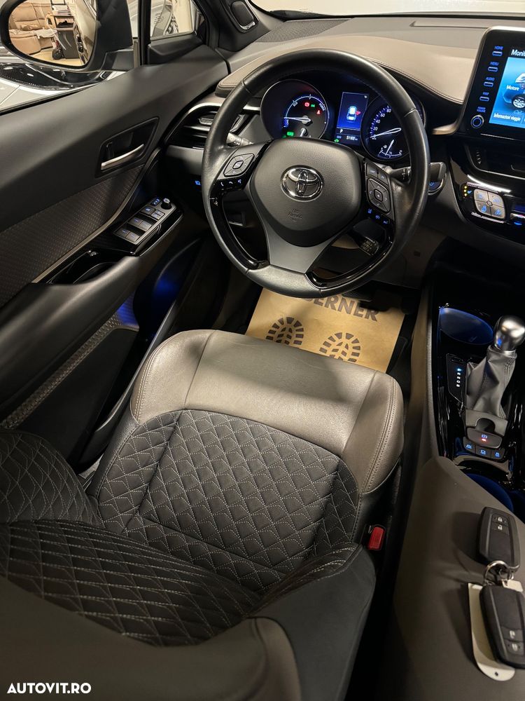 Toyota C-HR Hybrid Business-Edition - 11