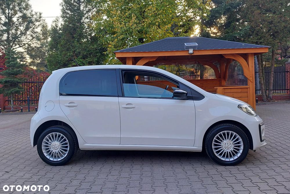 Volkswagen up! black - 18