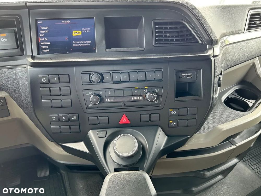 MAN TGX 18.470 4x2 LL SA - 17