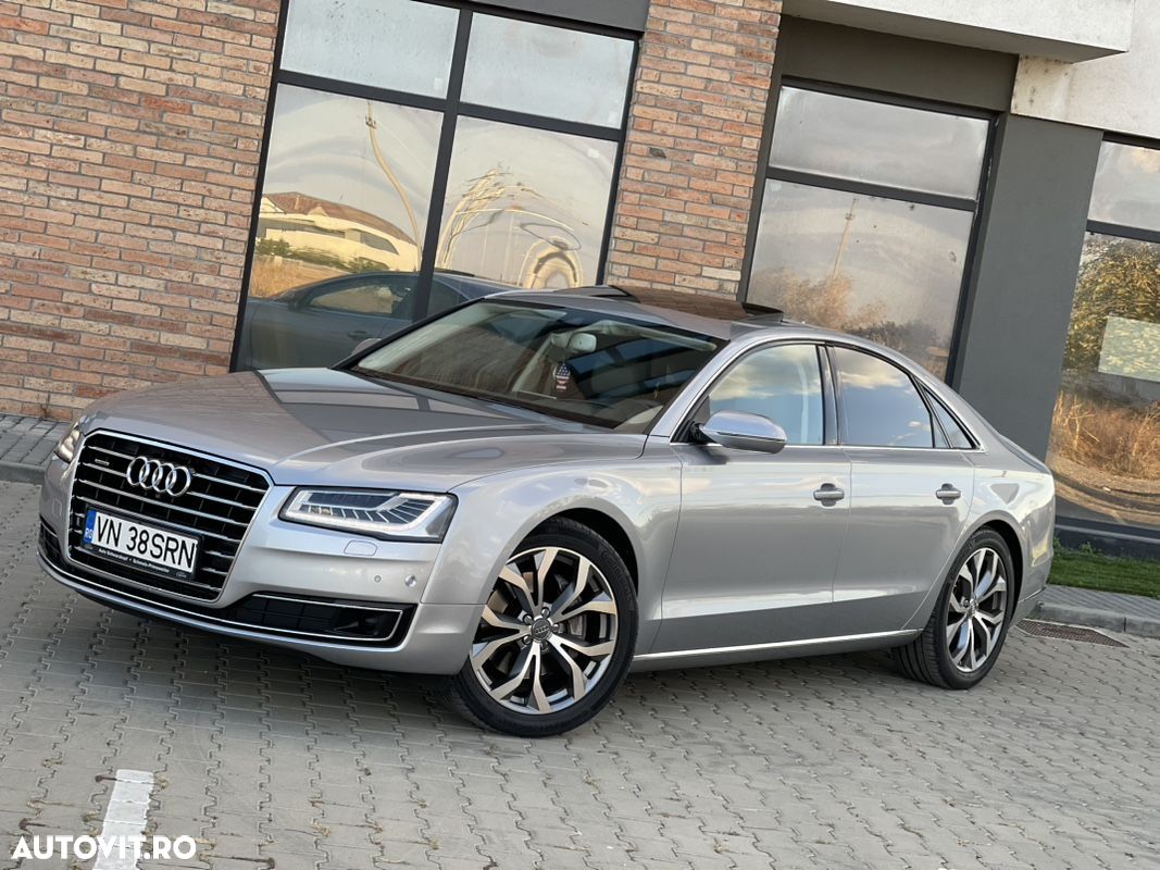 Audi A8 - 1