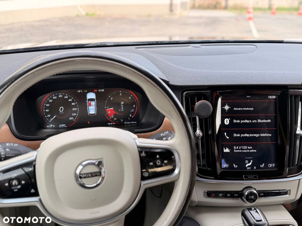 Volvo V90 - 18