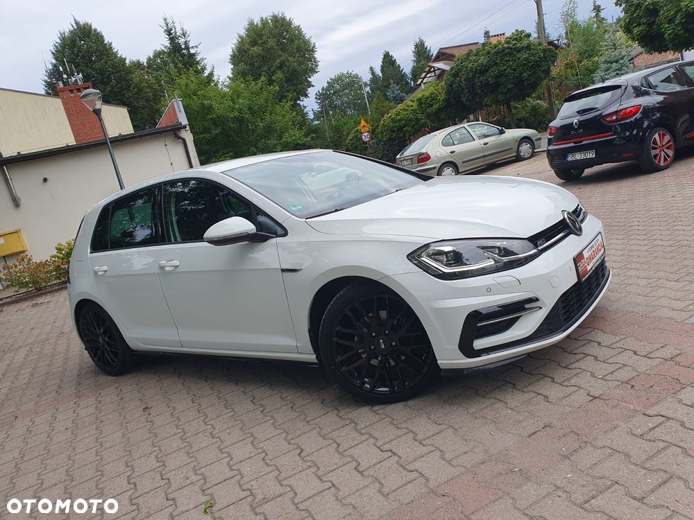 Volkswagen Golf 1.5 TSI OPF R-Line - 24
