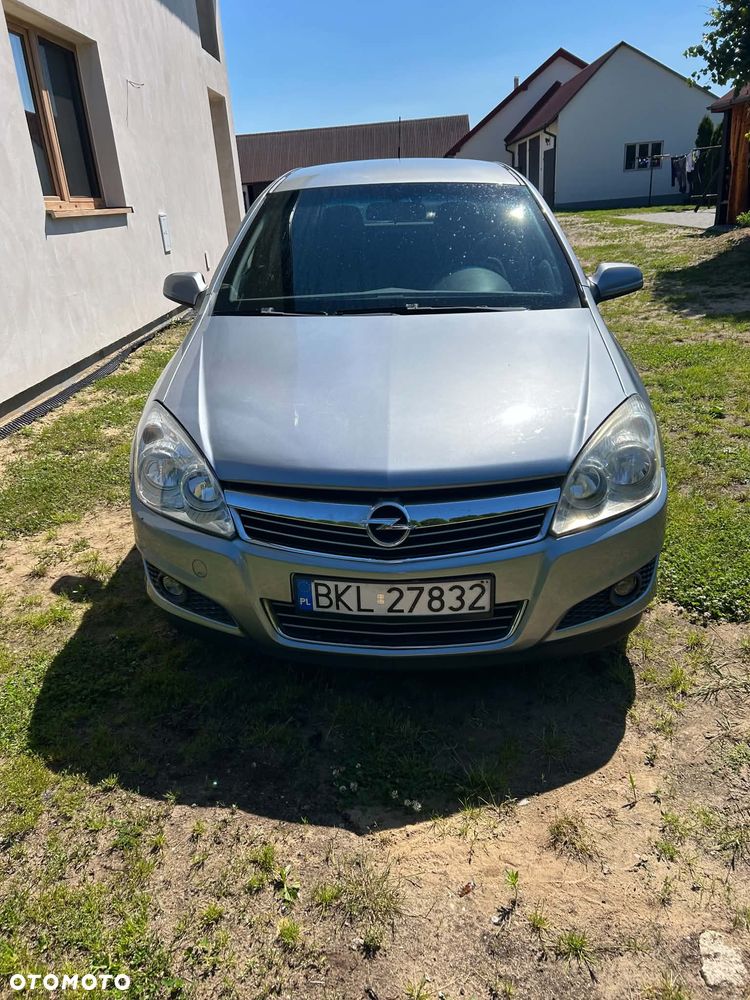 Opel Astra 1.3 CDTI Enjoy - 2
