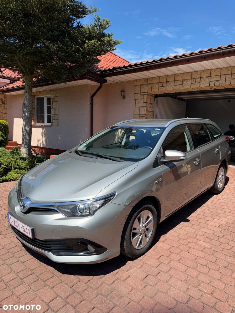 Toyota Auris - 10