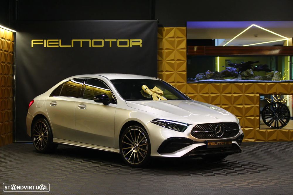 Mercedes-Benz A 250 e AMG Line - 1