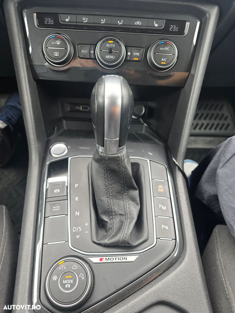 Volkswagen Tiguan 2.0 TDI SCR 4MOTION DSG Offroad - 6