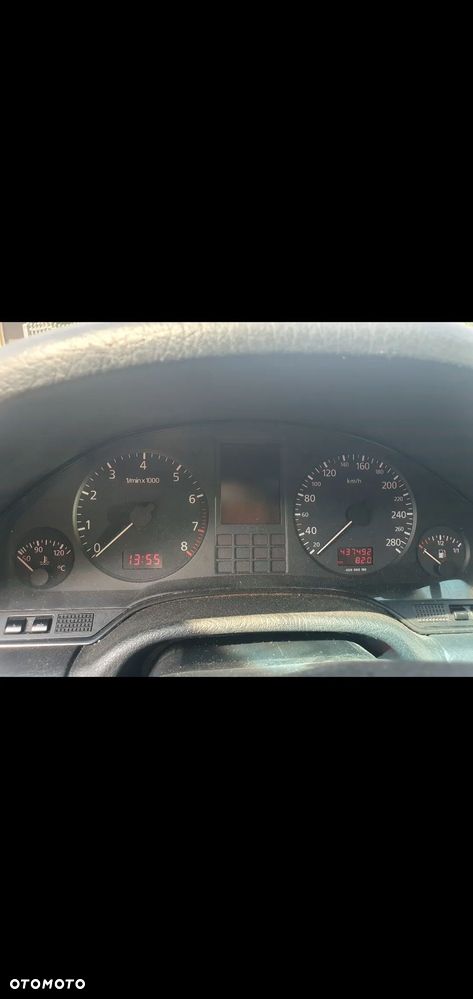 Audi A8 2.8 - 8
