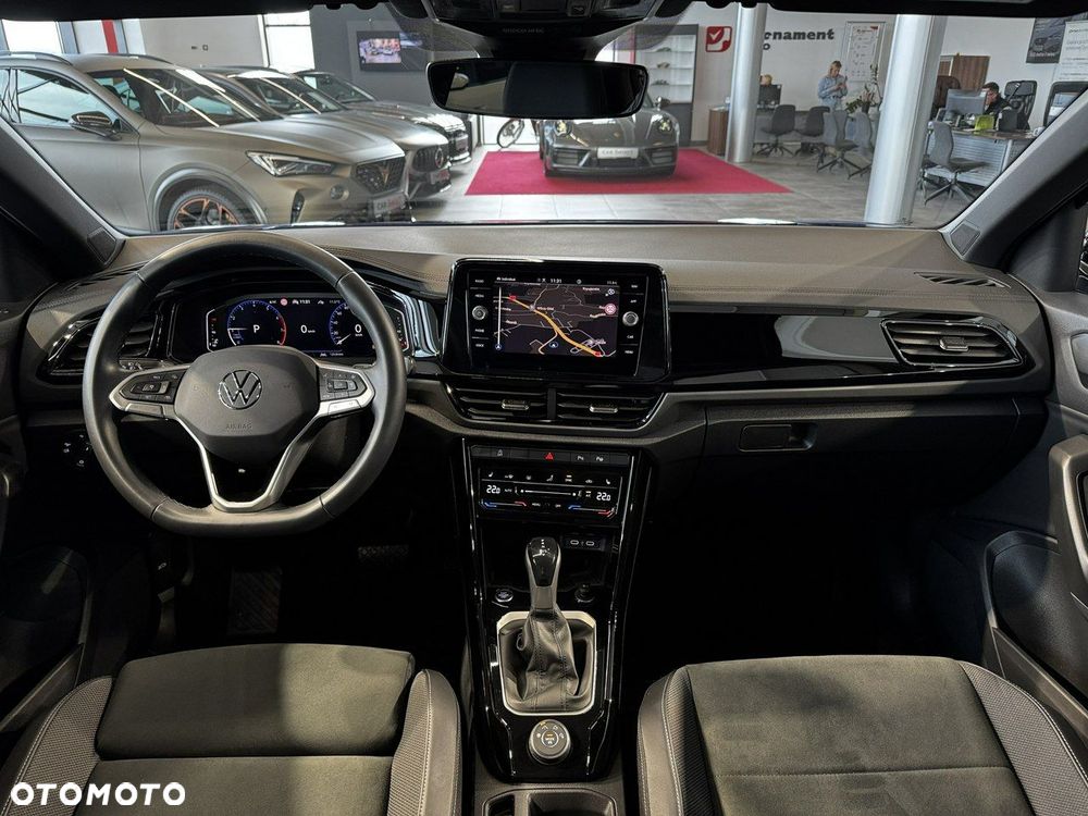 Volkswagen T-Roc - 18