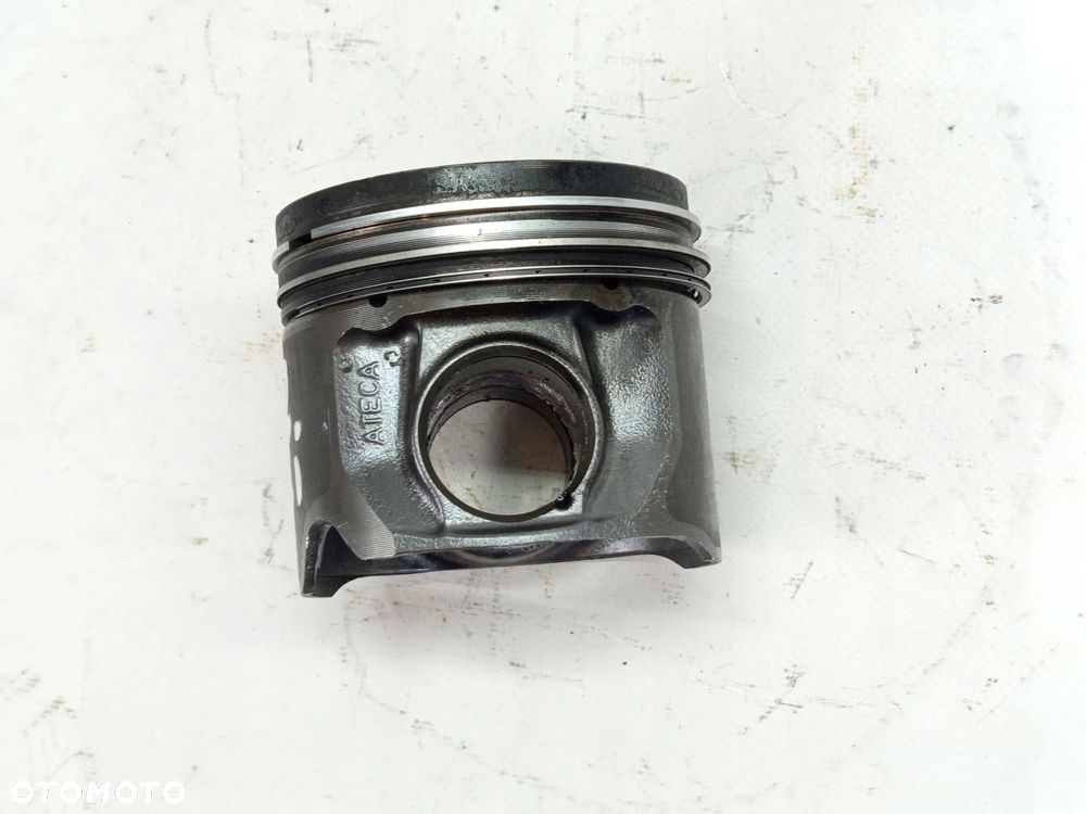 TŁOK FORD TRANSIT MK7 2.2 2.4 TDCI 8998A 1R1 NURAL H268X - 2