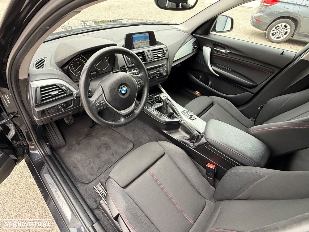 BMW 118 i Sport Line - 12