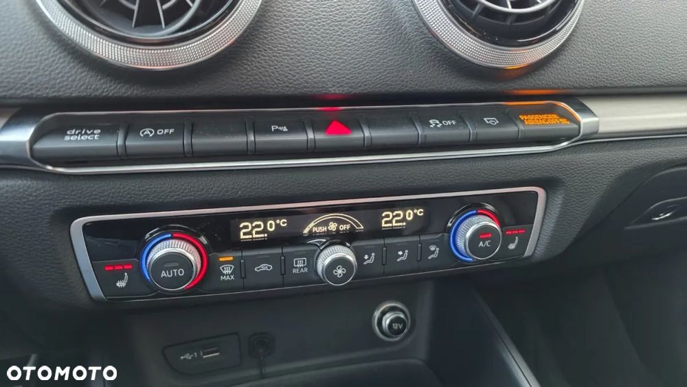 Audi S3 ver-s-tronic - 23