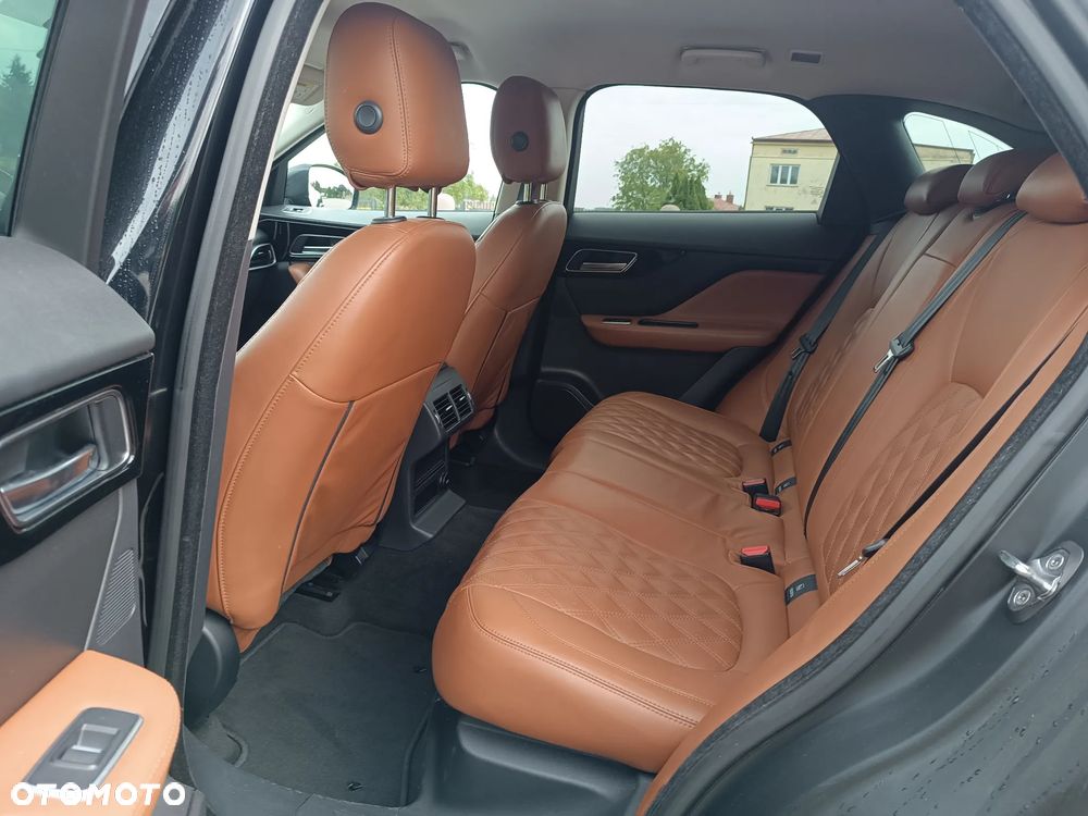 Jaguar F-Pace 2.0 i4D AWD Prestige - 17