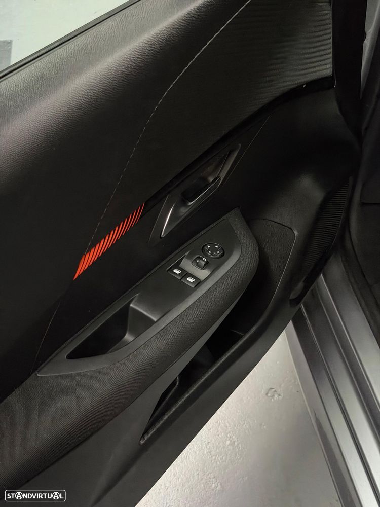 Peugeot 208 PureTech 75 Active Pack - 11