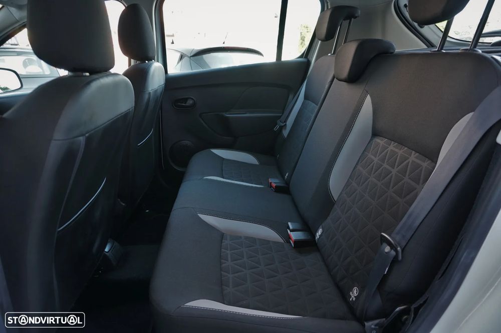 Dacia Sandero Stepway TCe 90 (S&S) Prestige - 13