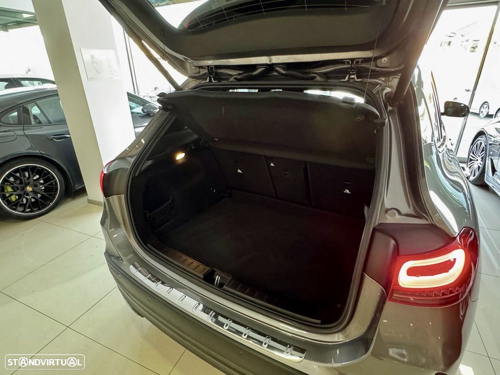 Mercedes-Benz GLA 200 d AMG Line - 17