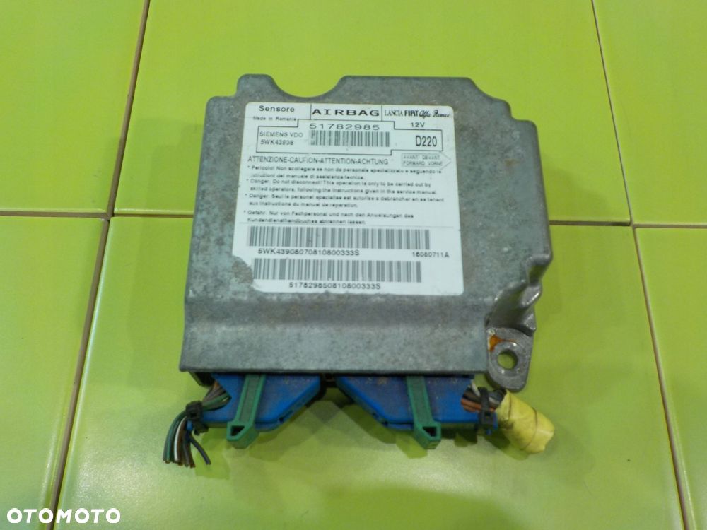 FIAT 500 1.2 B 08r HB 3D modul sensor AIRBAG 51782985 - 1