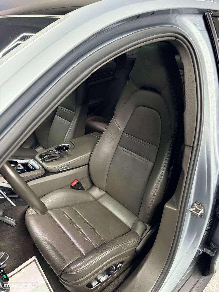Porsche Panamera Sport Turismo 4S E-Hybrid - 36