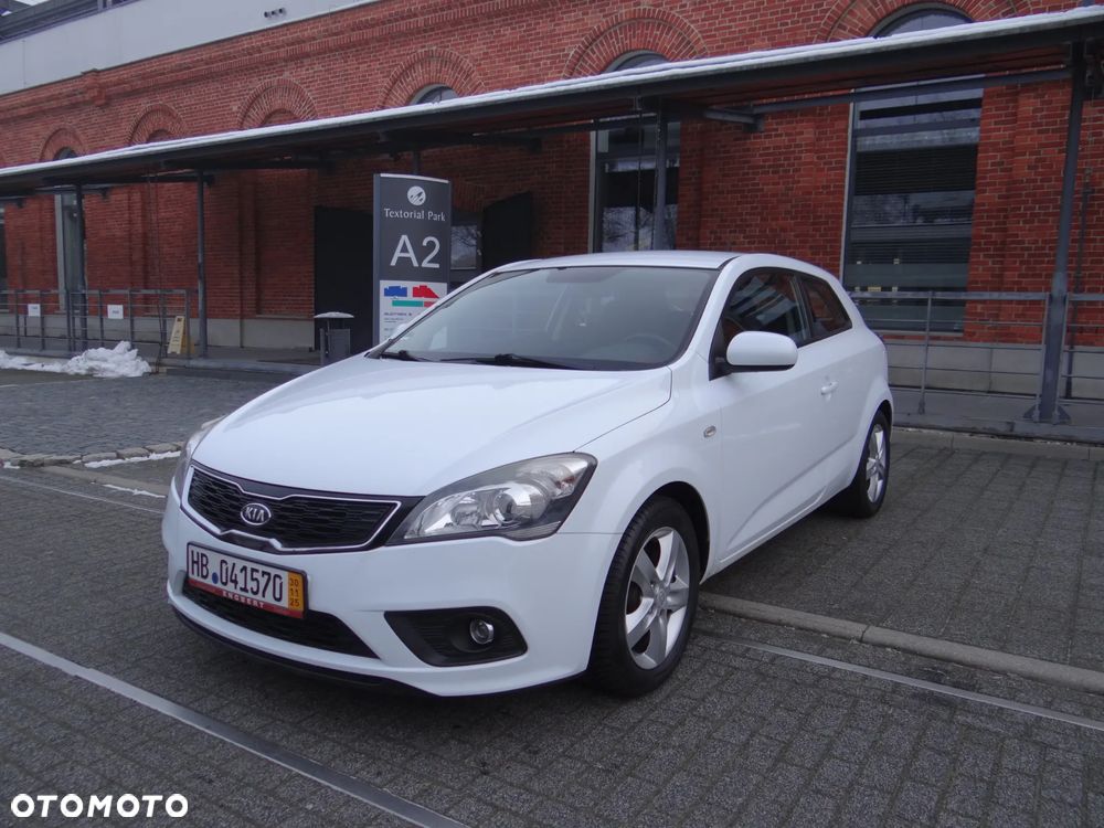 Kia ProCeed 1.4 CVVT Dream-Team Edition - 12