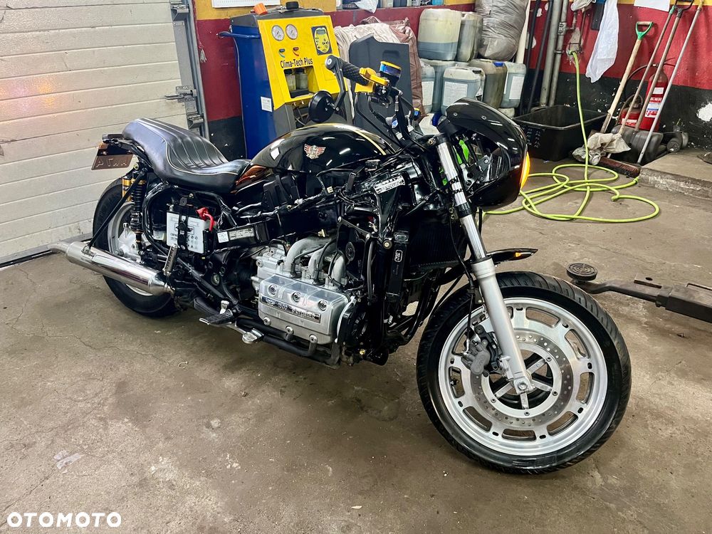Honda GL - 21