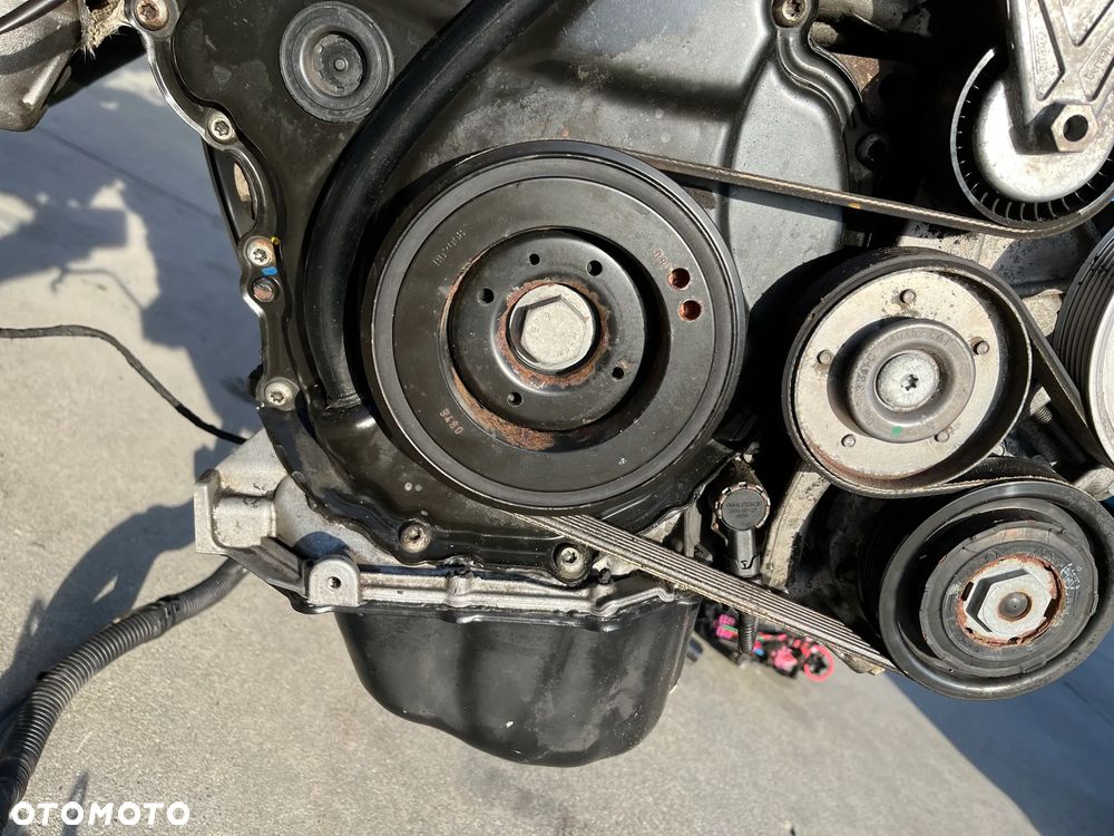 Audi A4 B8 1.8  TFSI Silnik  CAB 2008r SEDAN MANUAL  276KM - 4