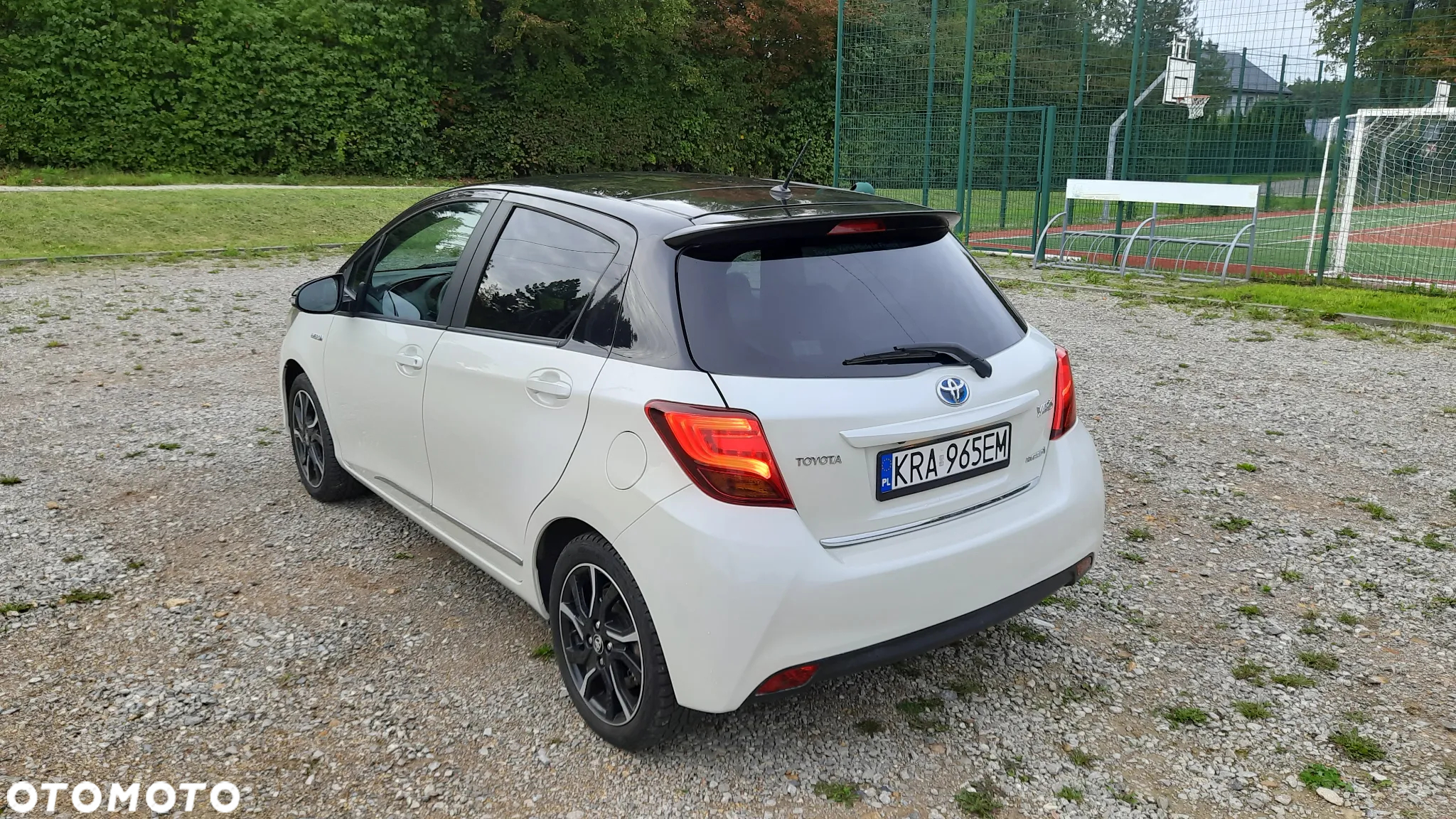 Toyota Yaris Hybrid 1.5 VVT-i Style Selection - 8