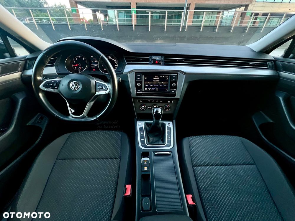 Volkswagen Passat 1.5 TSI EVO Essence - 11