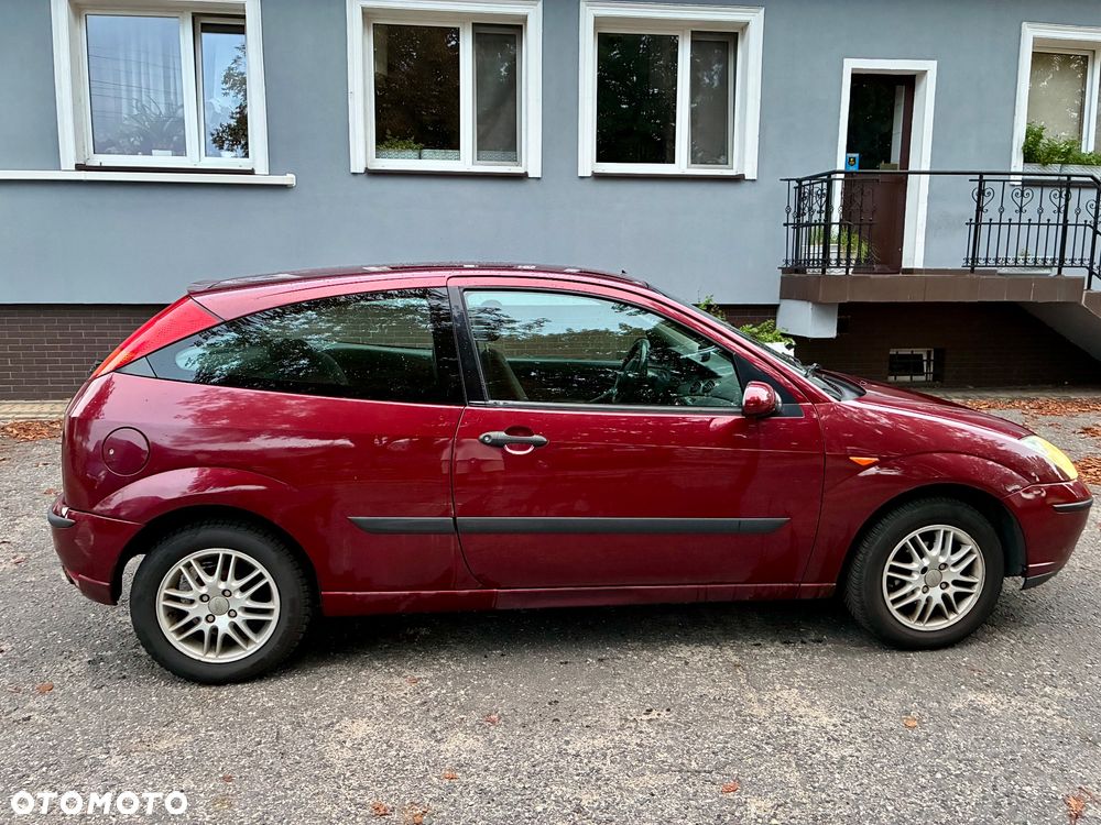 Ford Focus 1.6 X100 - 9