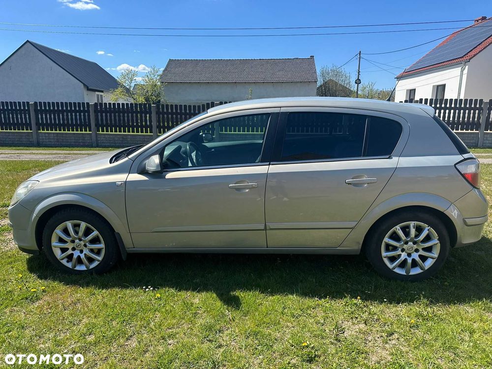 Opel Astra - 1