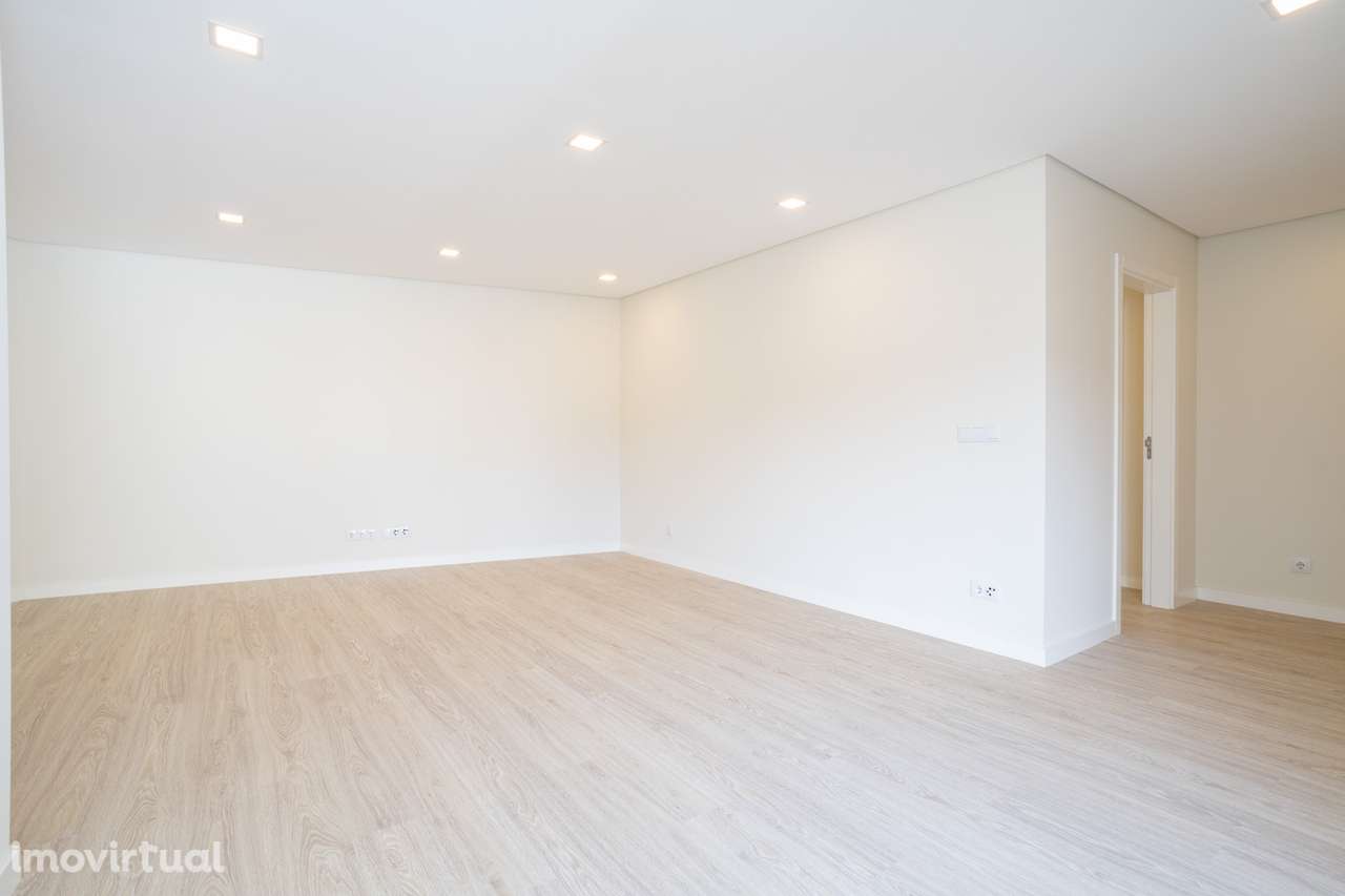 Viva no Coração de Cascais: Deslumbrante Apartamento T2 com Suite, Var - Grande imagem: 3/27