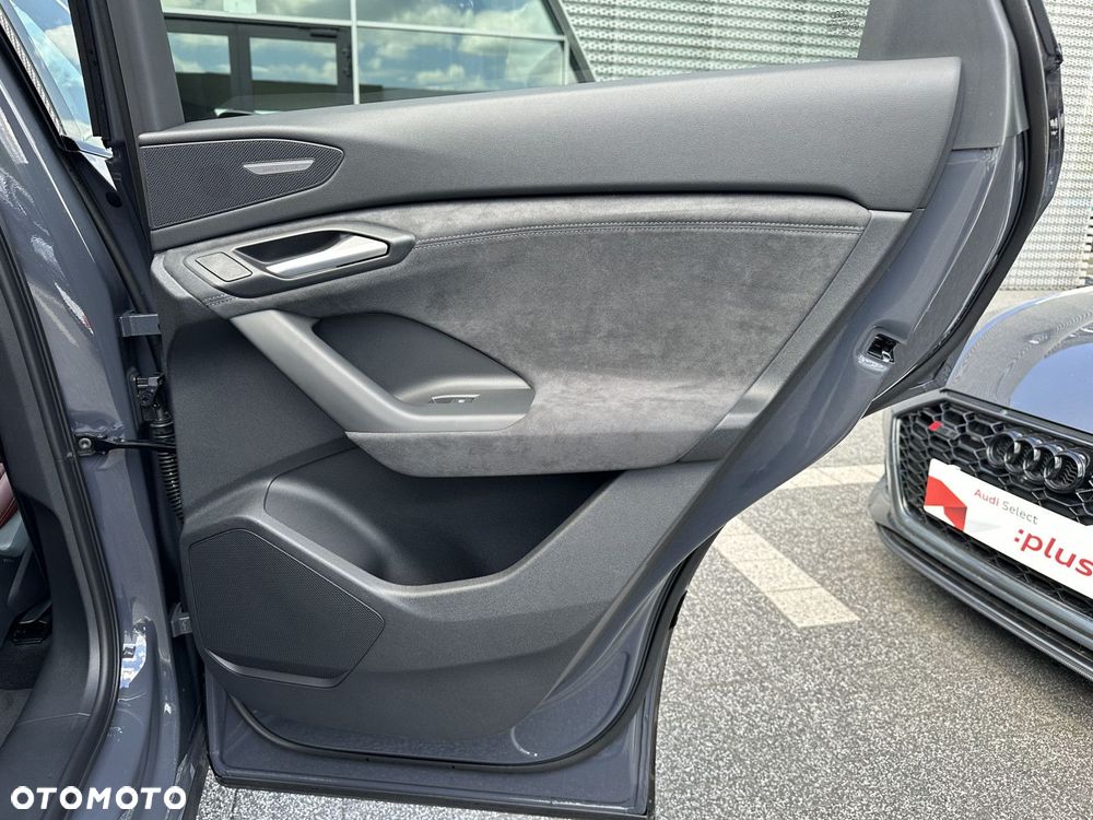 Audi SQ6 Sportback e-tron - 21