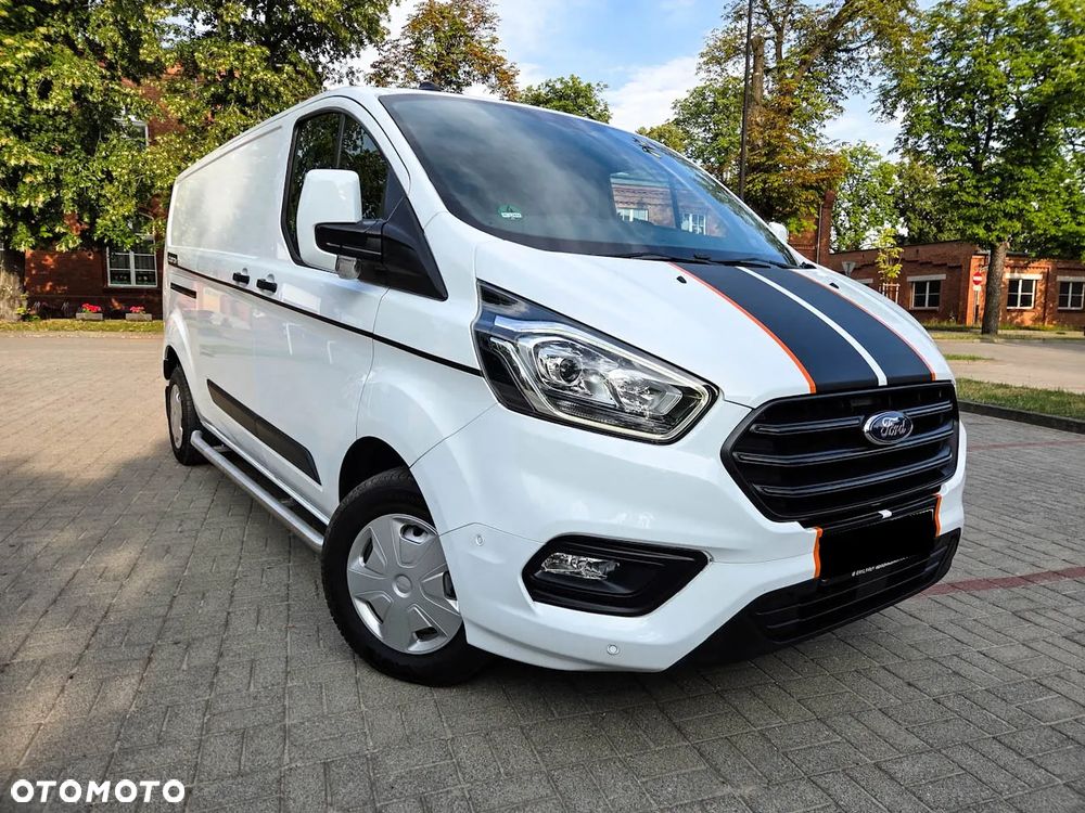 Ford TRANSIT CUSTOM - 1