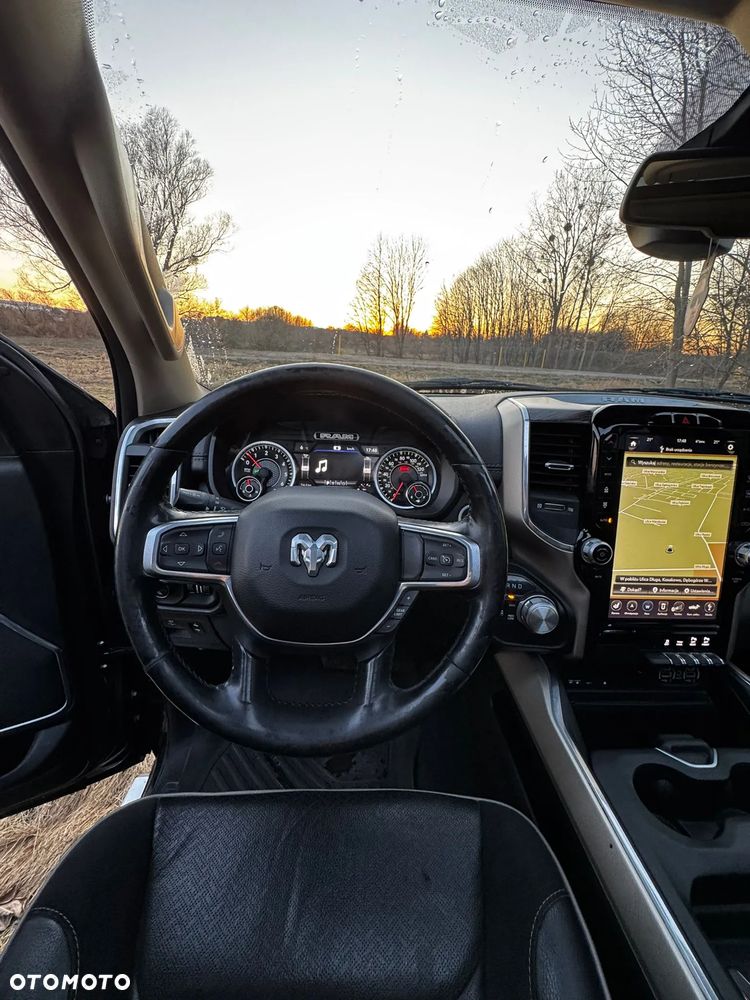 RAM 1500 5.7 Crew Cab Laramie - 14