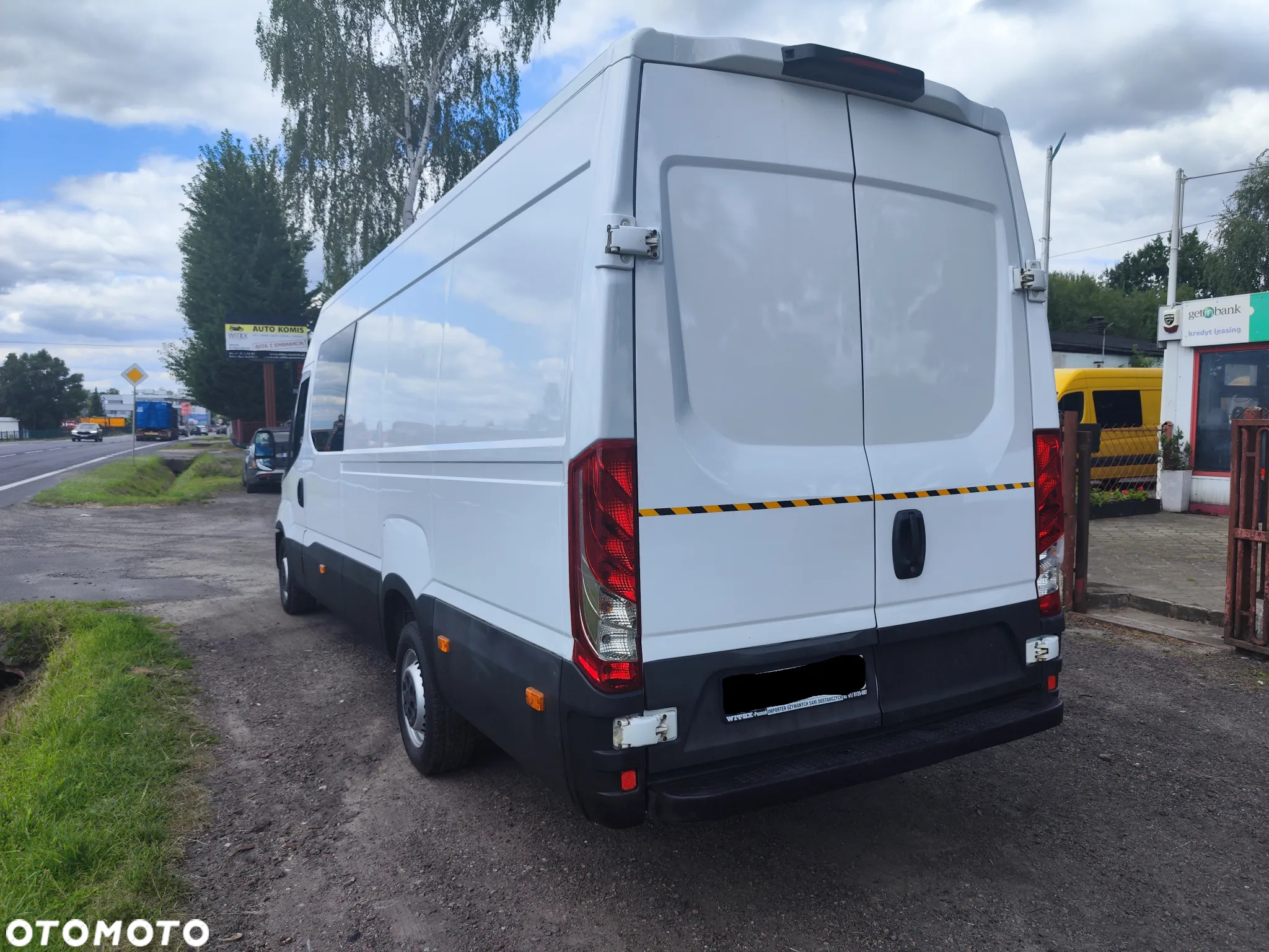 Iveco Daily maxi brygadówka 7 osób - 4
