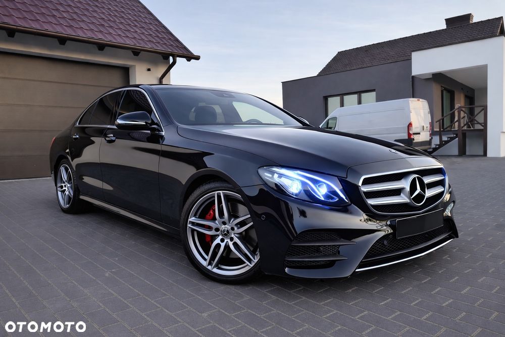 Mercedes-Benz Klasa E 220 d 9G-TRONIC AMG Line - 3