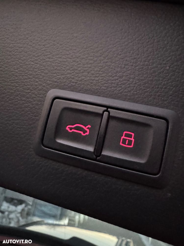 Audi A6 Avant 3.0 TDI quattro S tronic - 23