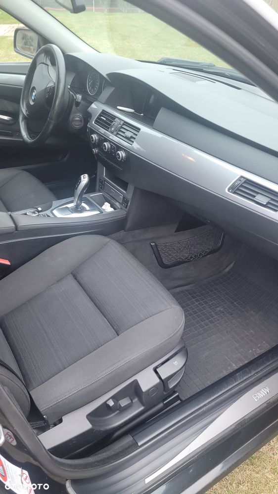 BMW Seria 5 520d - 7
